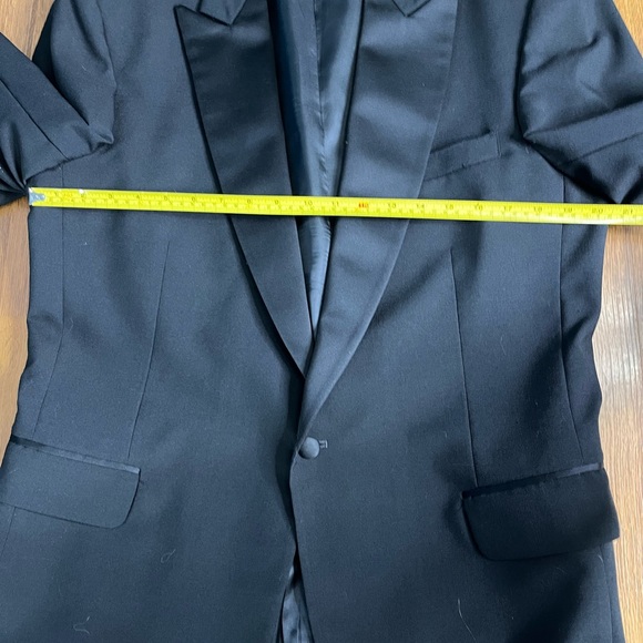 Single button 100% Wool tuxedo jacket made in USA, men’s, see measurements - Picture 5 of 9